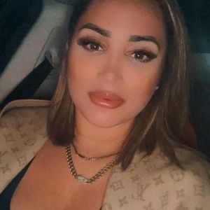 Meet your Posher, Sherley